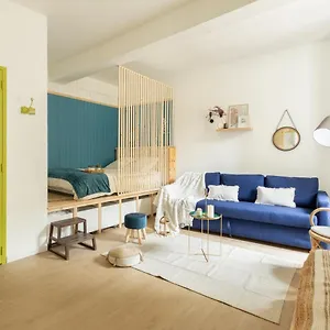 Studio Tres Bien Situe Aux Remparts Avignon