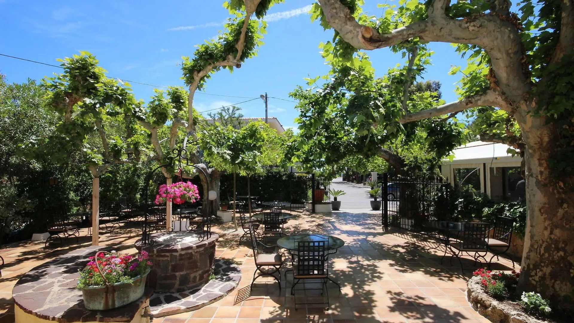 ***  Le Relais D'Agay Hotel Saint-Raphael  Γαλλία